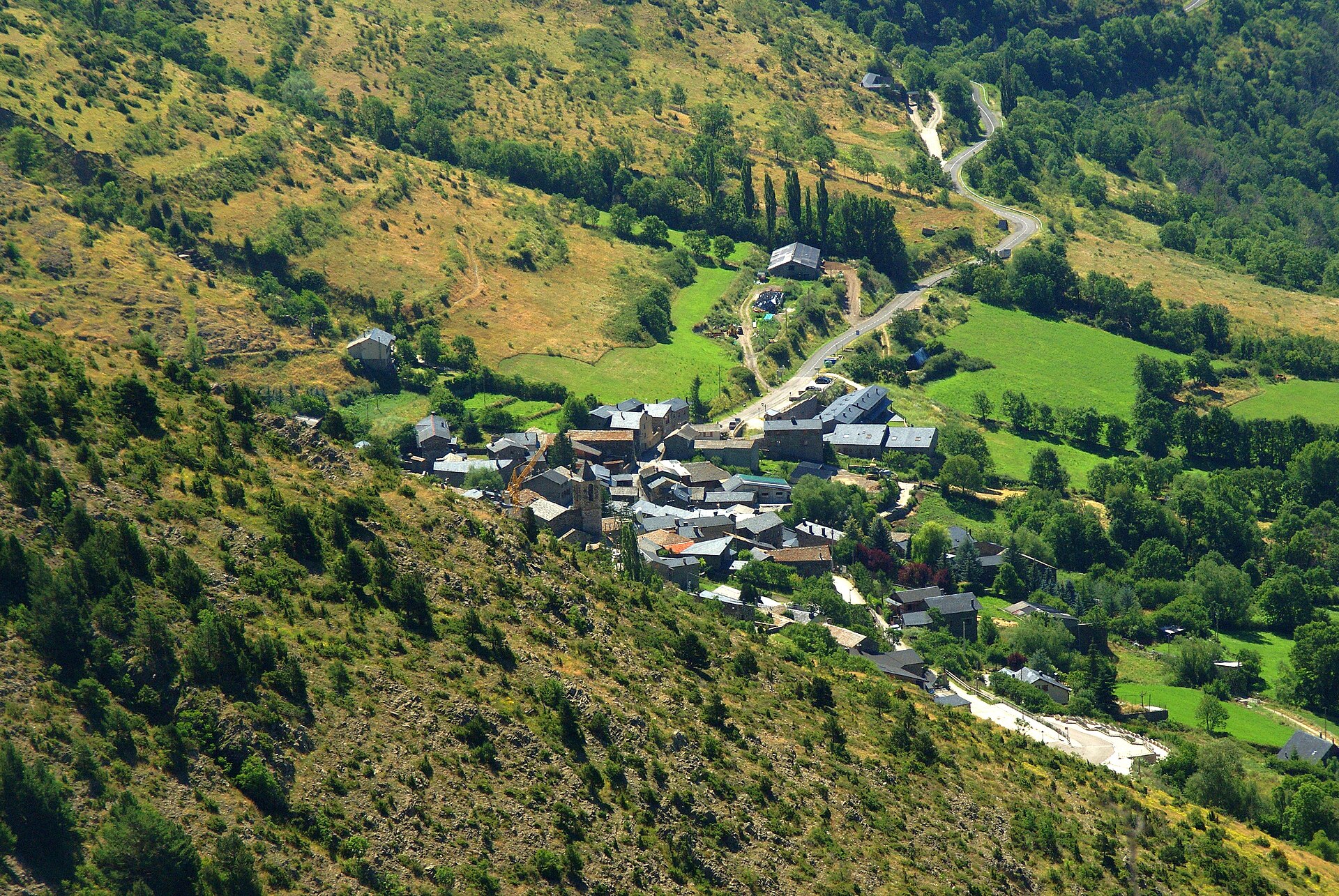Meranges (Cerdanya) - By Maria planas aulet - Own work, CC BY-SA 3.0, https://commons.wikimedia.org/w/index.php?curid=32900642.