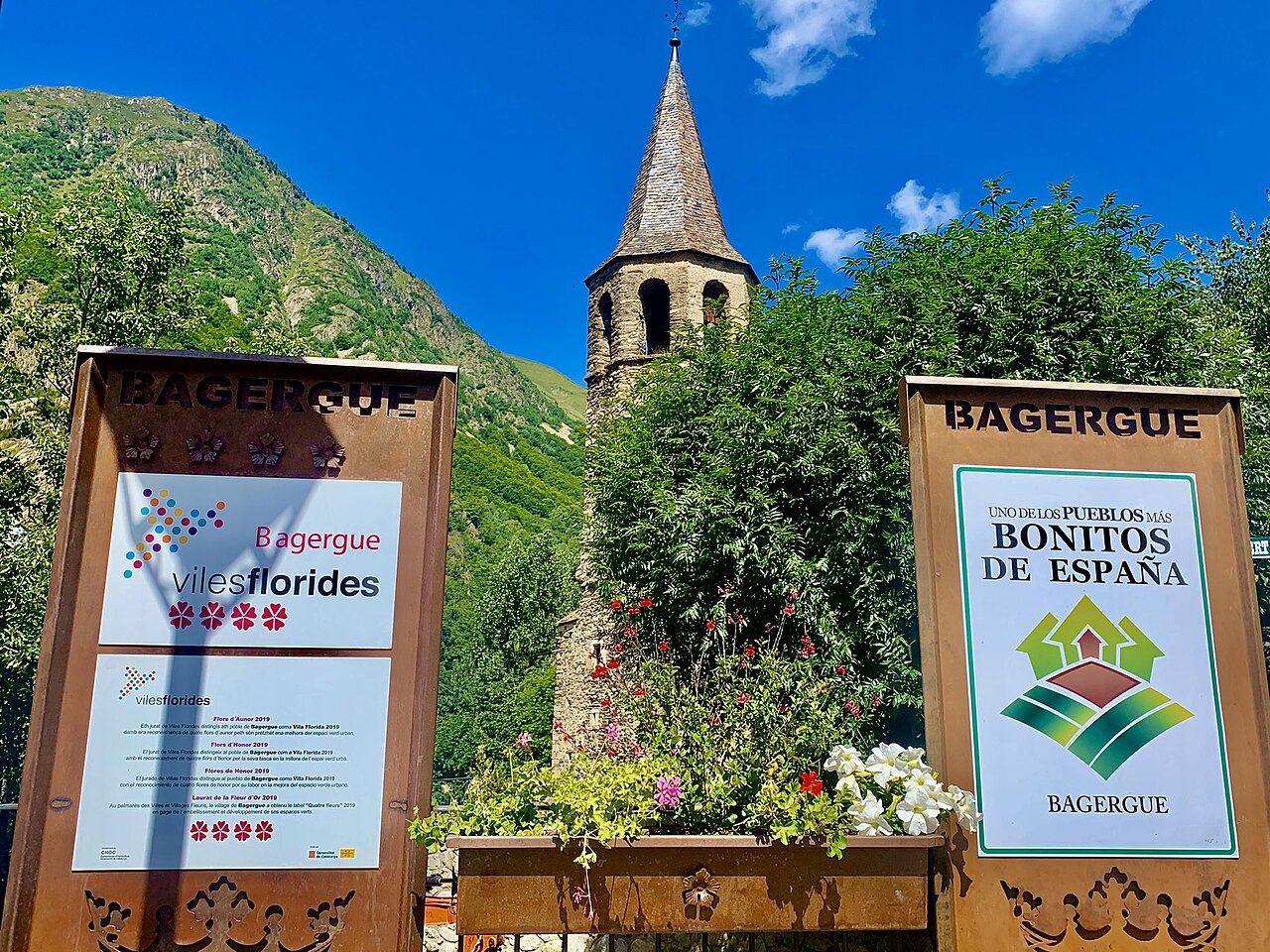 Bagergue (Vall_d'Aran) - Norhum, CC BY-SA 4.0 , via Wikimedia Commons.