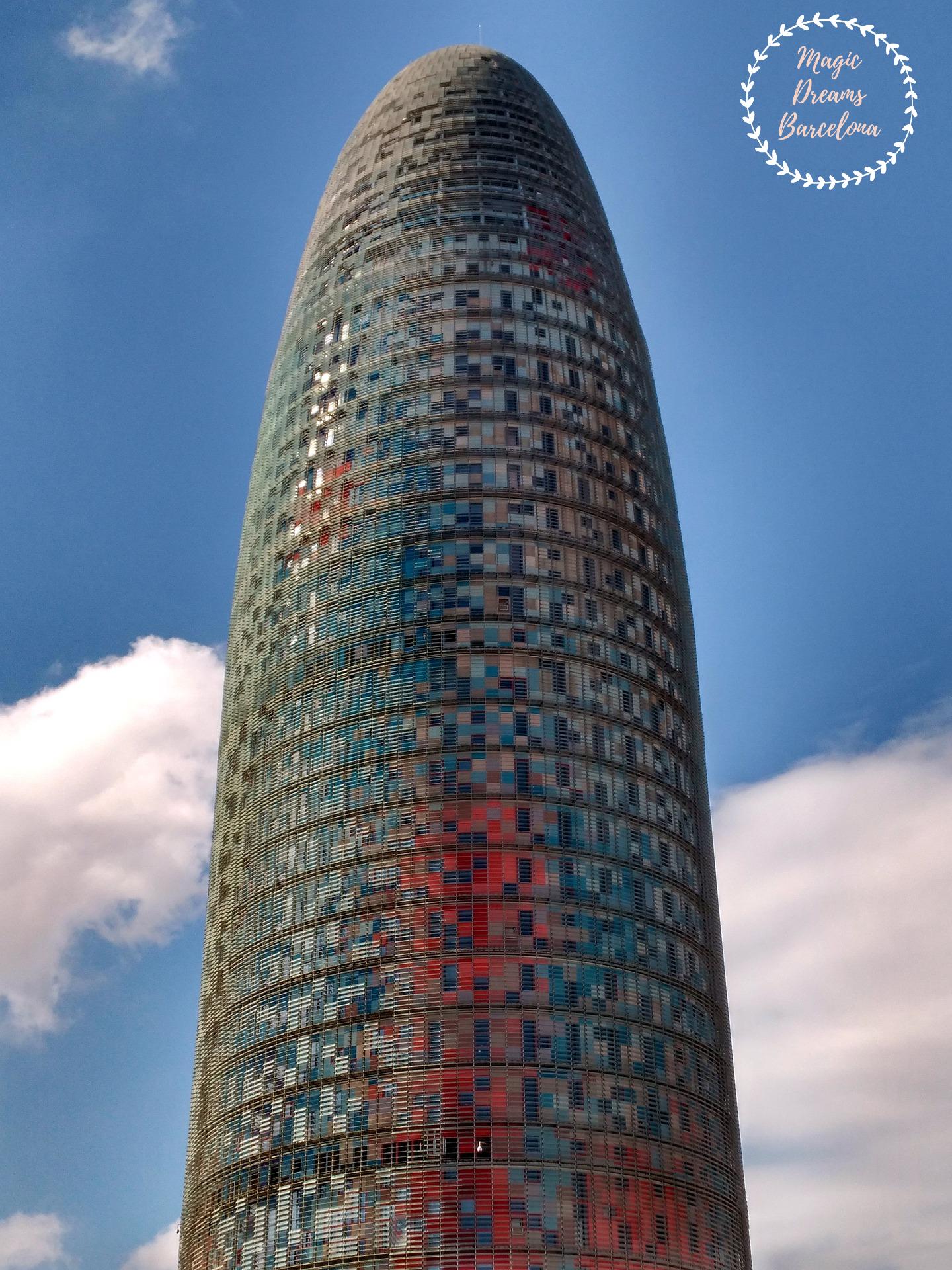 Torre Glòries - Entrada distrito tecnológico de Barcelona.