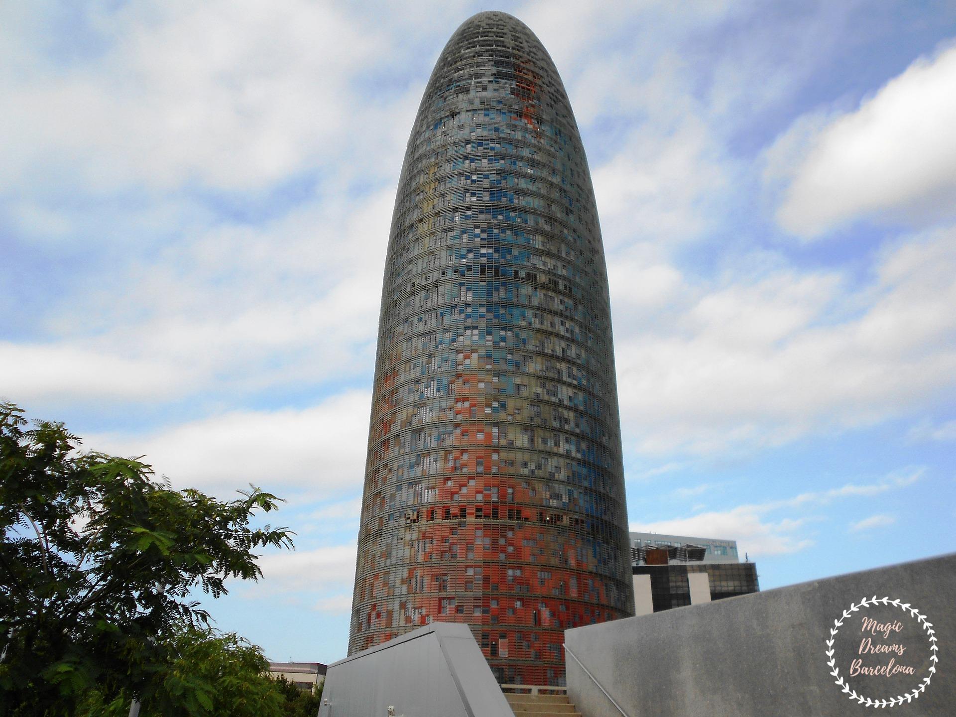 Torre Glòries - Entrada distrito tecnológico de Barcelona.