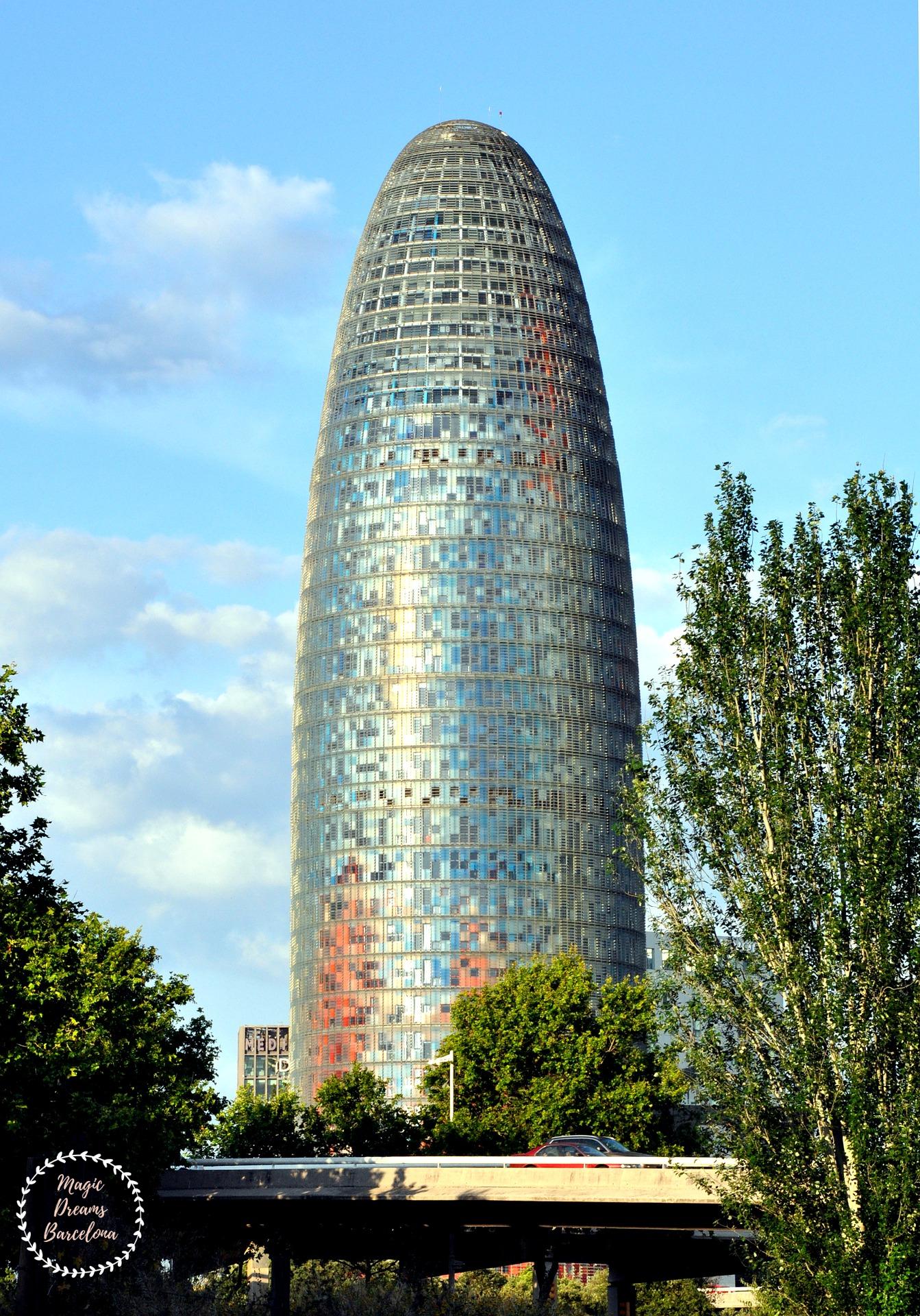 Torre Glòries - Entrada distrito tecnológico de Barcelona.