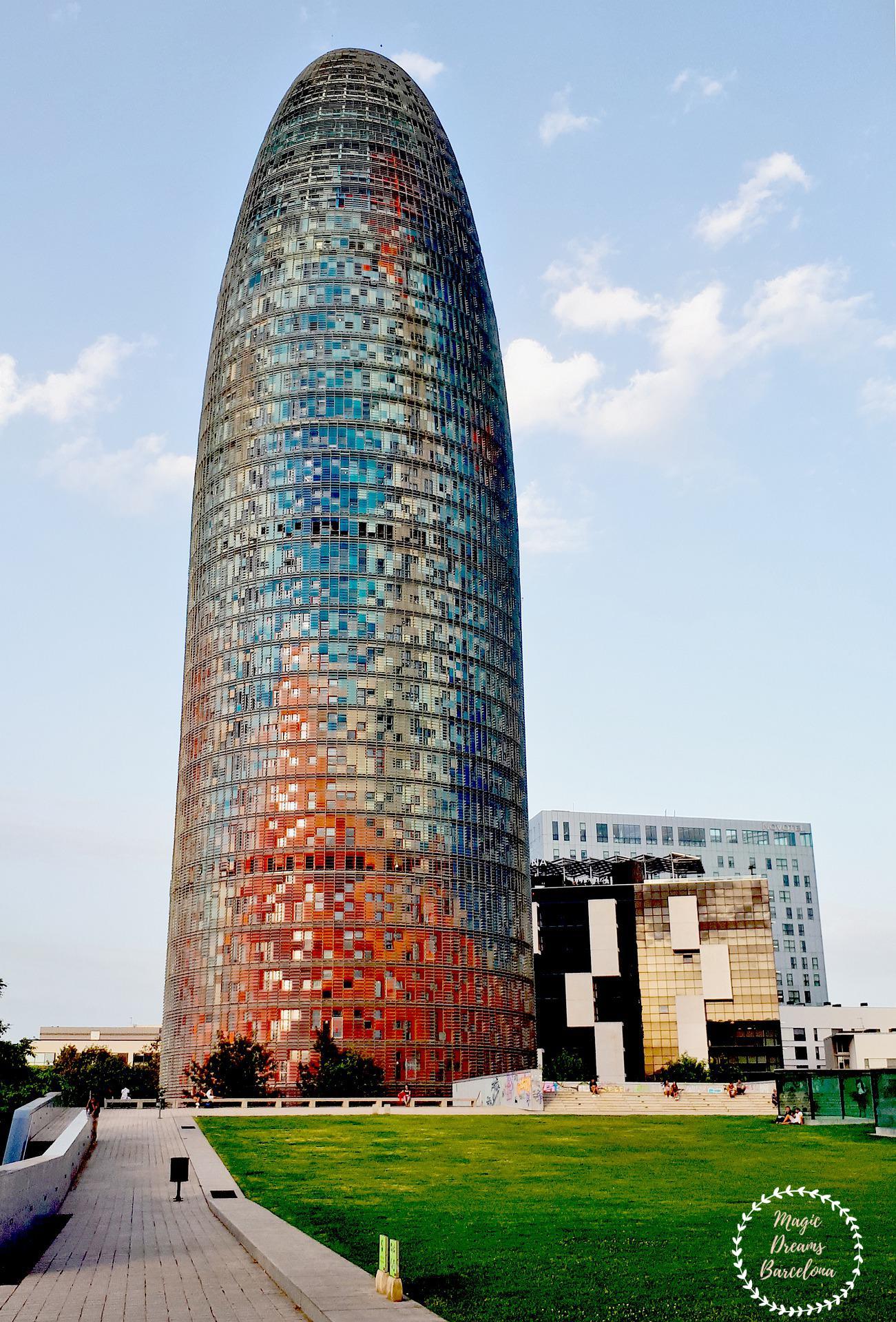 Torre Glòries - Entrada distrito tecnológico de Barcelona.
